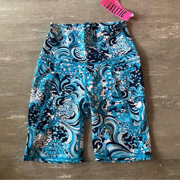 NWT Lilly Pulitzer UPF 50+ Luxletic 8" South Beach High Rise Bike Short - Picture 1 of 6
